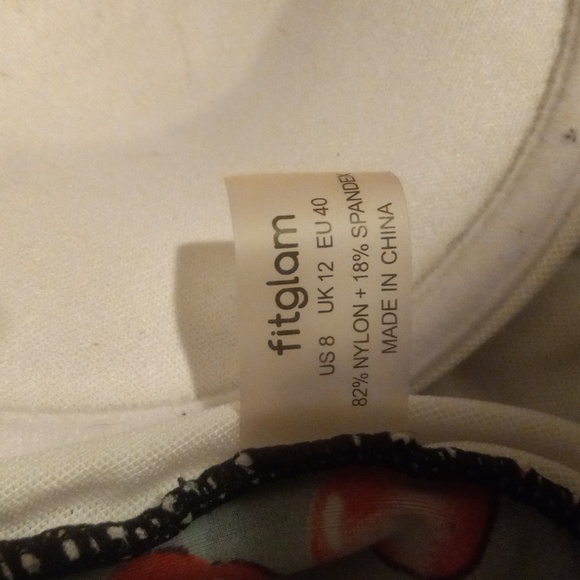 FitGlam Pin Up Style One Piece Swim Suit W/ Underwire, Padded Cups, Split Front - Picture 7 of 11